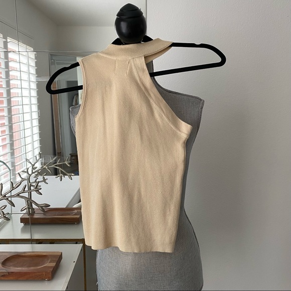 Princess Polly cream knit asymmetrical top - Picture 7 of 10